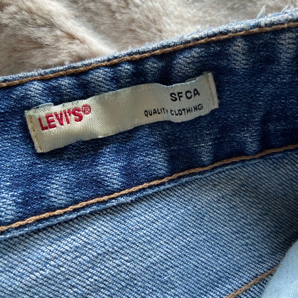 Levis Vintage mid rise flare jeans size 28xM - Picture 4 of 5